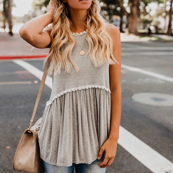 NWT Zip Back Grey Babydoll Tank Top Crochet Trim - Picture 8 of 8